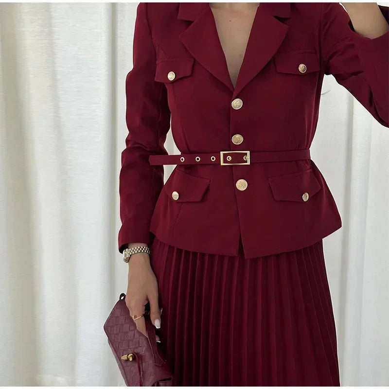 Conjunto Blazer e Saia Plissada Unicus